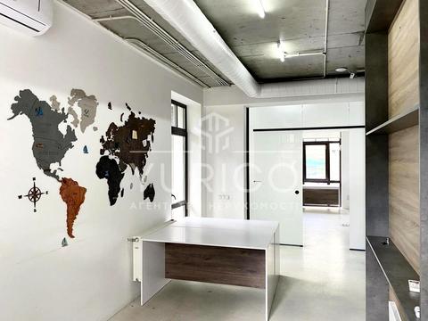 комерційна за адресою Воздвиженська вул., 51