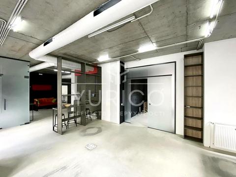 комерційна за адресою Воздвиженська вул., 51