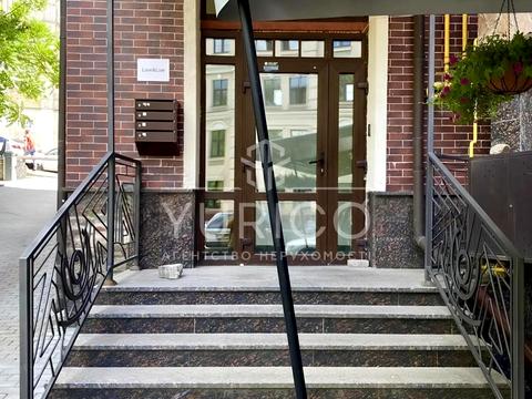 комерційна за адресою Воздвиженська вул., 51