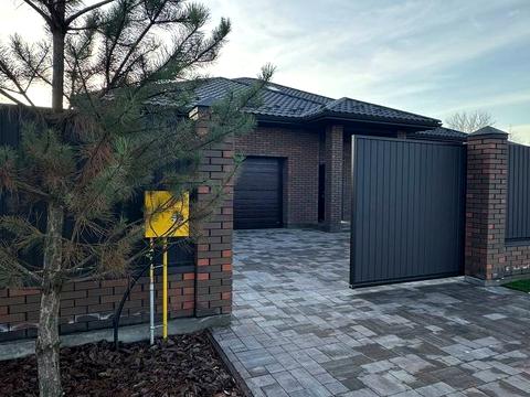 дом по адресу  ул.