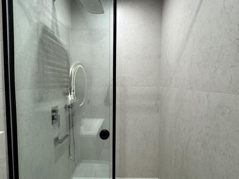 квартира за адресою Приозерна вул., 42