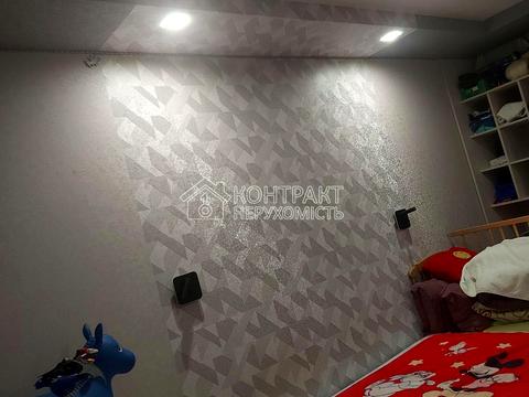 квартира за адресою Захисників України вул., 5