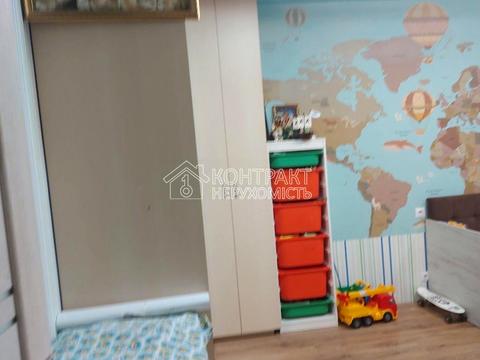 квартира за адресою Захисників України вул., 5