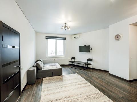 квартира за адресою Академіка Глушкова просп., 9-В