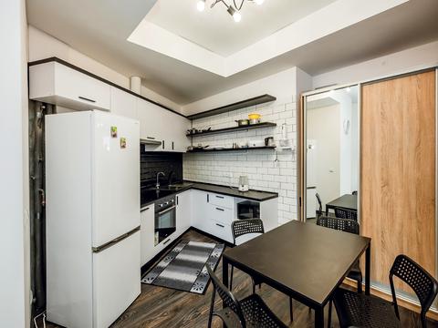 квартира за адресою Академіка Глушкова просп., 9-В