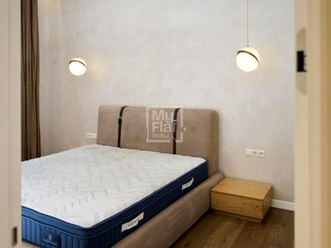 будинок за адресою 8-ма Абрикосова вул.