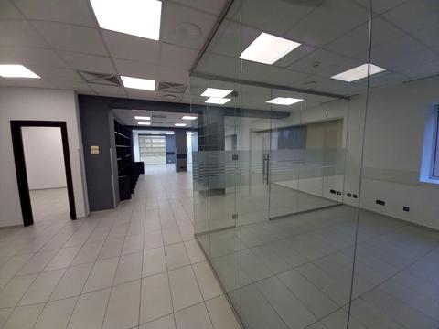 комерційна за адресою Шевченка вул., 28