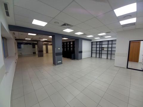 комерційна за адресою Шевченка вул., 28