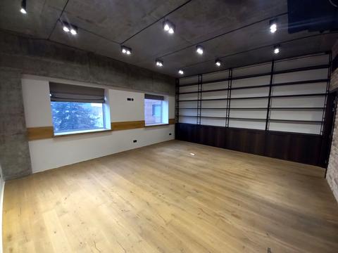 комерційна за адресою Шевченка вул., 28