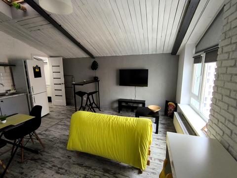 квартира за адресою Соборності просп. (Возз'єднання), 17 к2