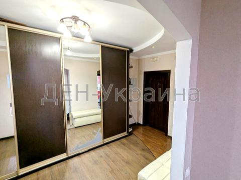 квартира за адресою Олександра Мишуги вул., 2