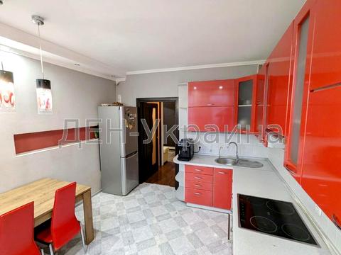 квартира за адресою Олександра Мишуги вул., 2