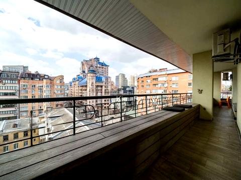 квартира за адресою Олександра Кониського вул., 46/11