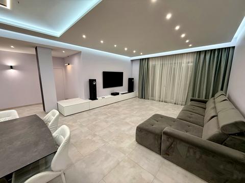 будинок за адресою Телевізійна