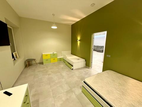 будинок за адресою Телевізійна