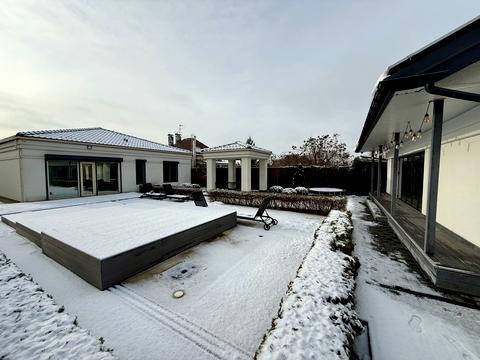 будинок за адресою Телевізійна