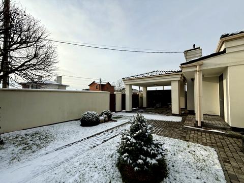 будинок за адресою Телевізійна