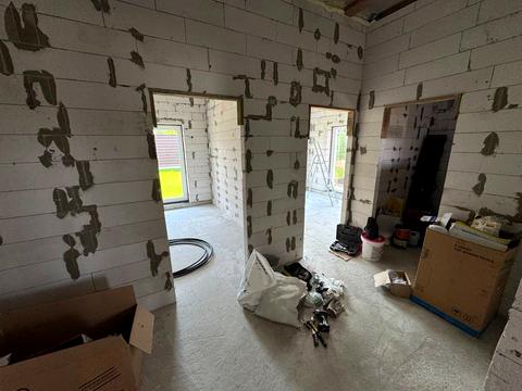 будинок за адресою Молодіжна