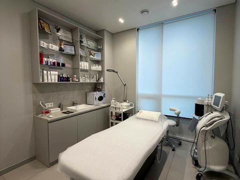 комерційна за адресою Січових стрільців вул., 11 е