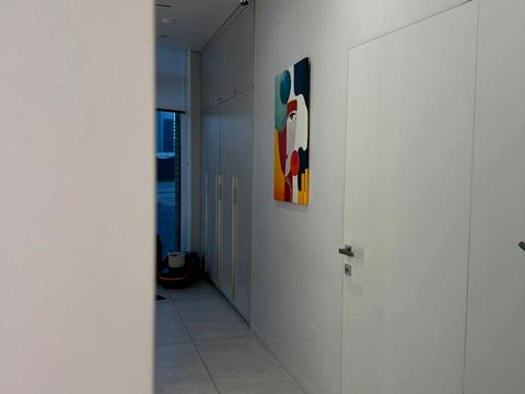 комерційна за адресою Січових стрільців вул., 11 е