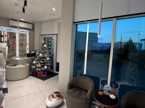 комерційна за адресою Січових стрільців вул., 11 е