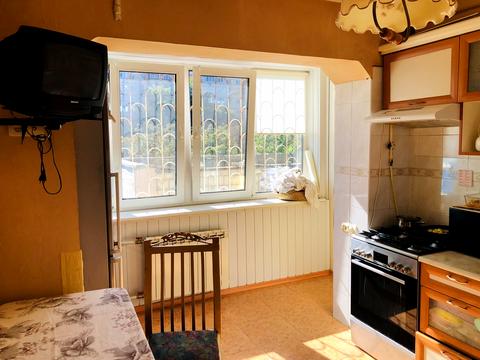 квартира за адресою Митрополита Андрея Шептицького вул. (Анатолія Луначарського), 24