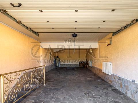 будинок за адресою Бориспільський