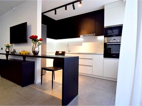 квартира за адресою Соборна вул. (Радянська), 9/1