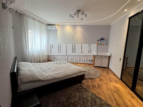 квартира за адресою Василя Симоненка вул., 5-А