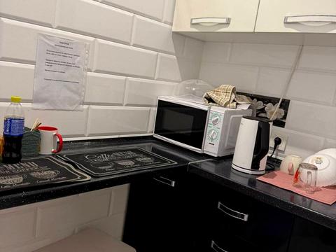 комерційна за адресою Панаса Мирного пров., 1