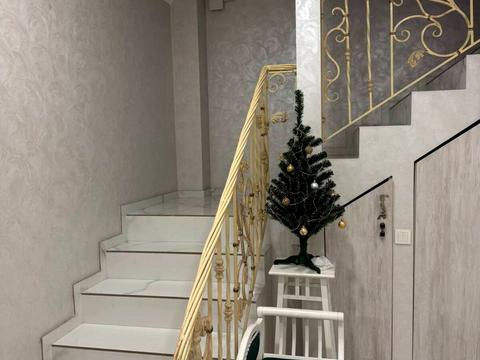 комерційна за адресою Панаса Мирного пров., 1