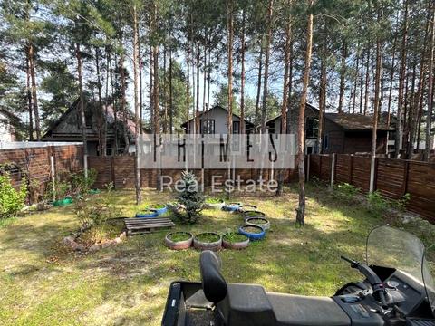 будинок за адресою Набережна, 12