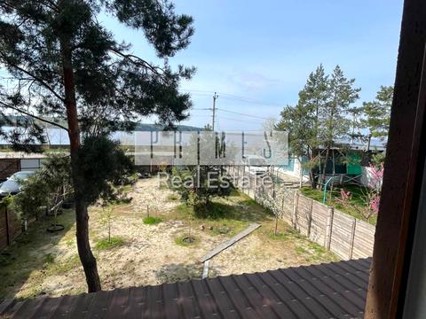 будинок за адресою Набережна, 12