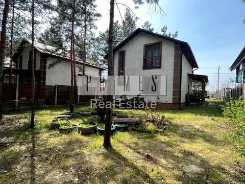 будинок за адресою Набережна, 12