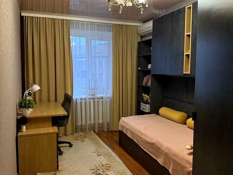 квартира за адресою Небесної Сотні вул. (Леніна), 61