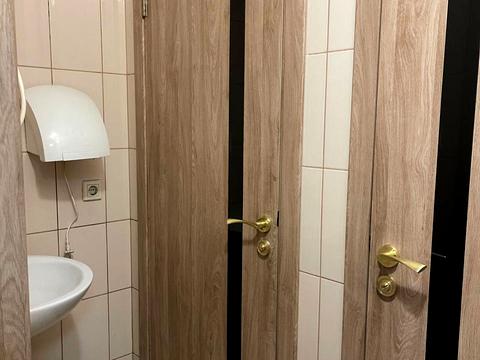 комерційна за адресою Джерельна вул., 38