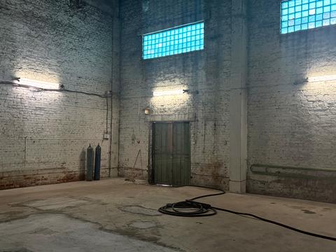 комерційна за адресою Хіміків просп., 66