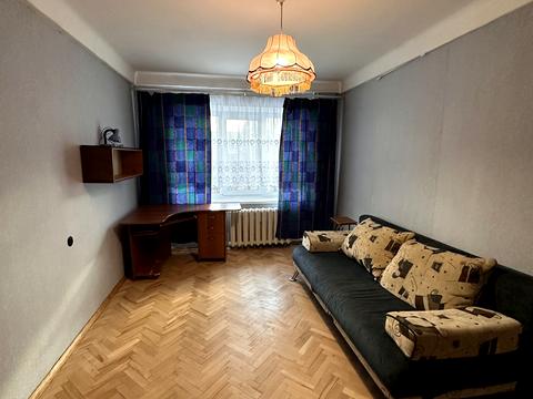 квартира за адресою Дніпровська набережна вул., 9-А