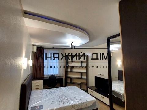 квартира по адресу Голосеевская ул., 13