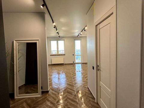 комерційна за адресою Юлії Здановської вул. (Ломоносова), 28