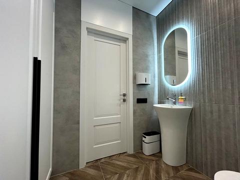 комерційна за адресою Юлії Здановської вул. (Ломоносова), 28