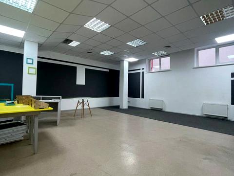 комерційна за адресою Джерельна вул., 38