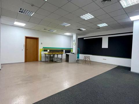 комерційна за адресою Джерельна вул., 38