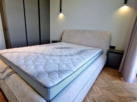 квартира за адресою Причальна вул., 12