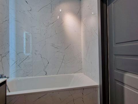 квартира за адресою Причальна вул., 12