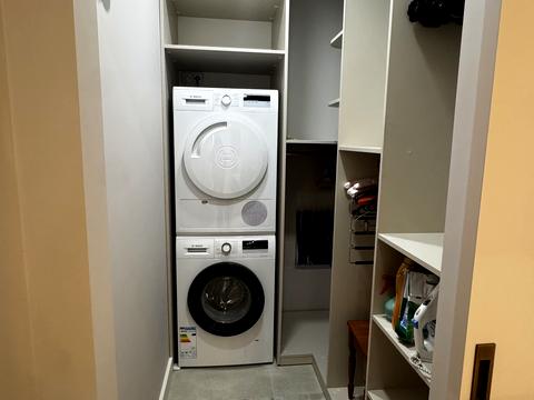 квартира за адресою Зарічна вул., 4к1