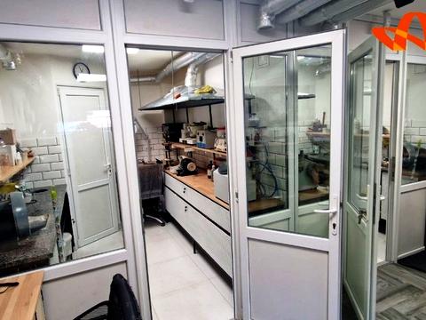 комерційна за адресою Хіміків вул., 17б