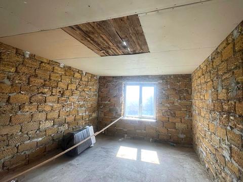 будинок за адресою центральна, 111