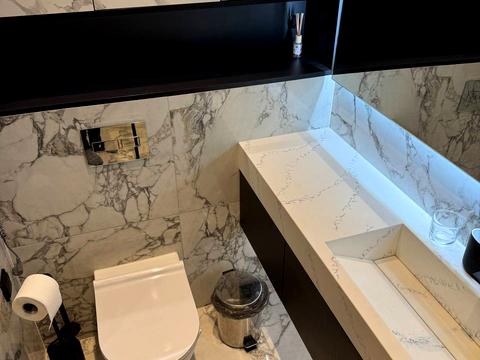 дом по адресу підгірна, 1