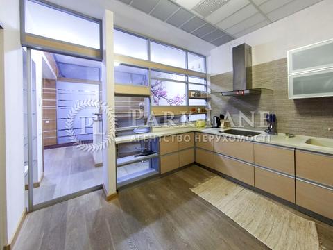 квартира за адресою Михайла Грушевського вул., 9-А